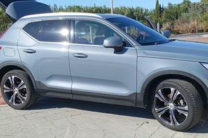 Volvo XC40 T3 163 cv
