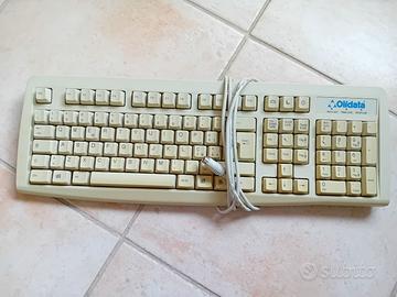 Tastiera usata per PC connettore PS2