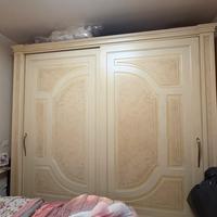 Camera da letto stile classico