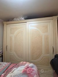 Camera da letto stile classico