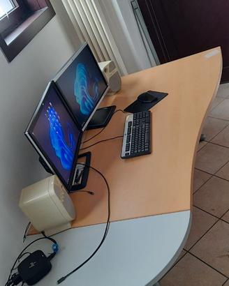 Scrivania business