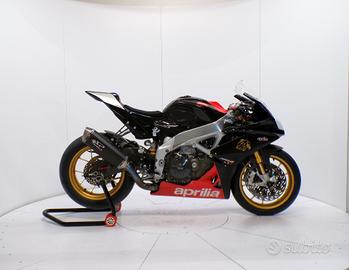Aprilia RSV4 Factory APRC