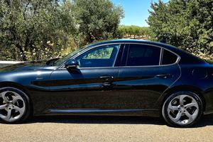 ALFA ROMEO GIULIA 2.2 MJT 190cv SPRINT