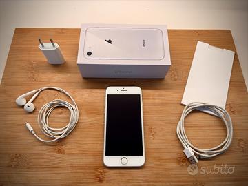 Apple iPhone 8 – 64GB Silver