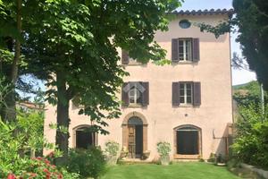 VILLA SINGOLA A GUALDO TADINO