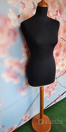 Manichini donna e uomo