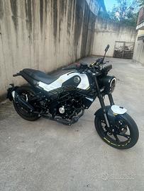 Benelli Leoncino 125