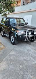 Nissan patrol gr y61