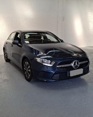 MERCEDES Classe A (V177) A 180 d Automatic ...