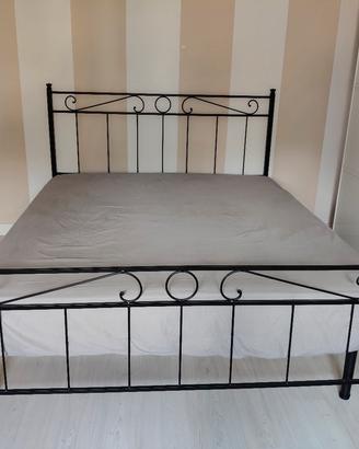 Struttura letto matrimoniale in ferro 