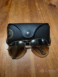 Occhiali da sole Rayban  anni 2000