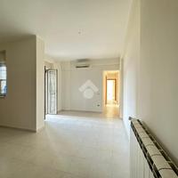 3 LOCALI A ACERRA