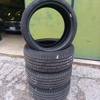 225/40 R18 + 245/35 R18 MOMO