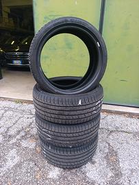 225/40 R18 + 245/35 R18 MOMO