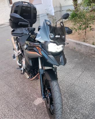 BMW F750 GS Triple black (2023) -Soli 5600km 