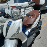 Moto piaggio beverly 300 i.e