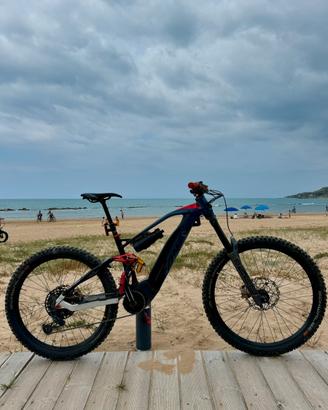 Ebike Fantic  1.9 Factory top di gamma