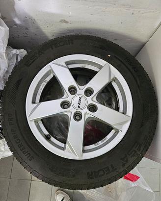 Set cerchi Rial e Gomme invernali 15 Pollici Golf 