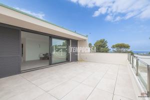 NUOVO APPARTAMENTO VISTA MARE CON GARAGE E TERRAZZ