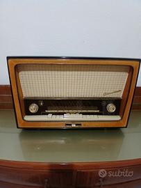 radio antico d'epoca 