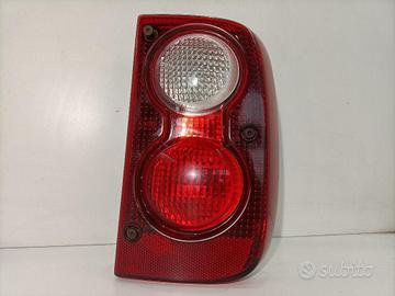 STOP FANALE POSTERIORE DESTRO LAND ROVER Freelande