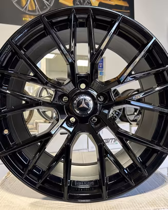 Cerchi NUOVI Mercedes raggio 18 cod.3298