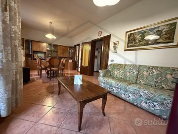 PORZIONE DI BIFAMILIARE CON SPLENDIDA VISTA