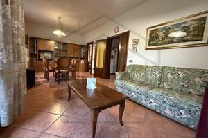 PORZIONE DI BIFAMILIARE CON SPLENDIDA VISTA