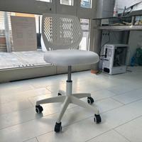 Sedia bianca da ufficio