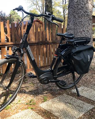 Gazelle Paris C7+ e-bike Bosch 900 km  come nuova!