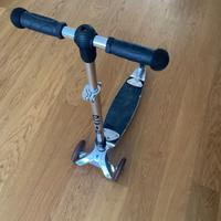 Monopattino micro kickboard