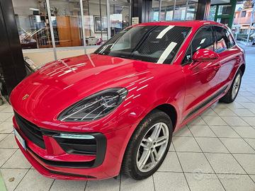 PORSCHE Macan 2.0 T
