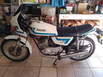 Benelli 125 Sport due cilindri