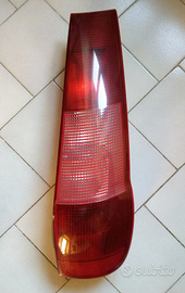 Fanale (dx) Fiat PUNTO 1° Serie