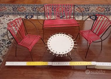 Salottino per bambole in stile vintage