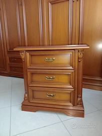 Camera da letto matrimoniale completa.