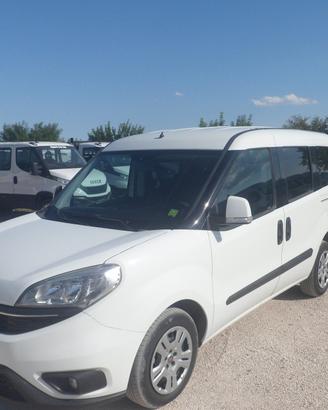 Fiat Doblo 5 posti autocarro