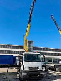AUTOCARRO IVECO 160 CON GRU e RIBALTABILE NUOVO