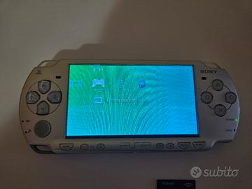 PSP 2001 + Memory Stick  16 Gb e 4 Gb 