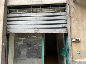 Via sammartino locale commerciale mq. 52 cat. c1