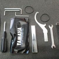 KIT ATTREZZI CHIAVI YAMAHA PER XSR 900 - B34-F8100