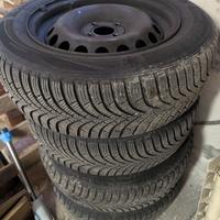 Cerchi acciaio 15 4 fori + gomme invernali hankook