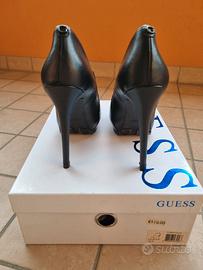 Scarpe Guess 