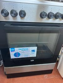 Piano cottura a gas e forno elttrico