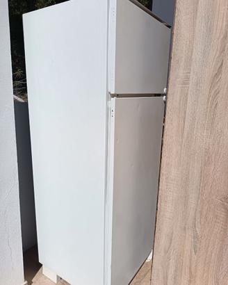 Frigo e armadio