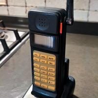 Lotto cellulari vintage – Philips, Motorola, Nokia