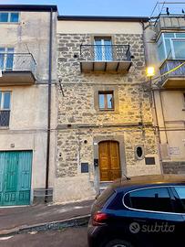 Casa indipendente ristrutturata e arredata 87 mq