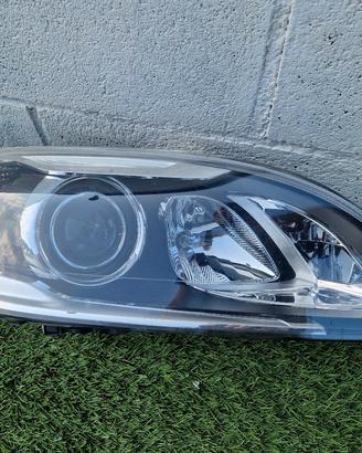 Volvo S60 V60 2014-2018 Restyling Faro xenon 