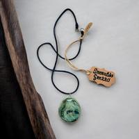 Collana con Pietra Naturale “Smeraldo Grezzo”