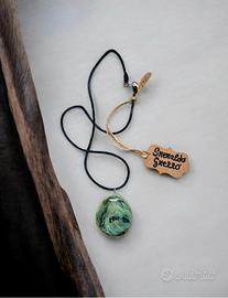 Collana con Pietra Naturale “Smeraldo Grezzo”